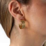 Pendientes Huggie Dorado