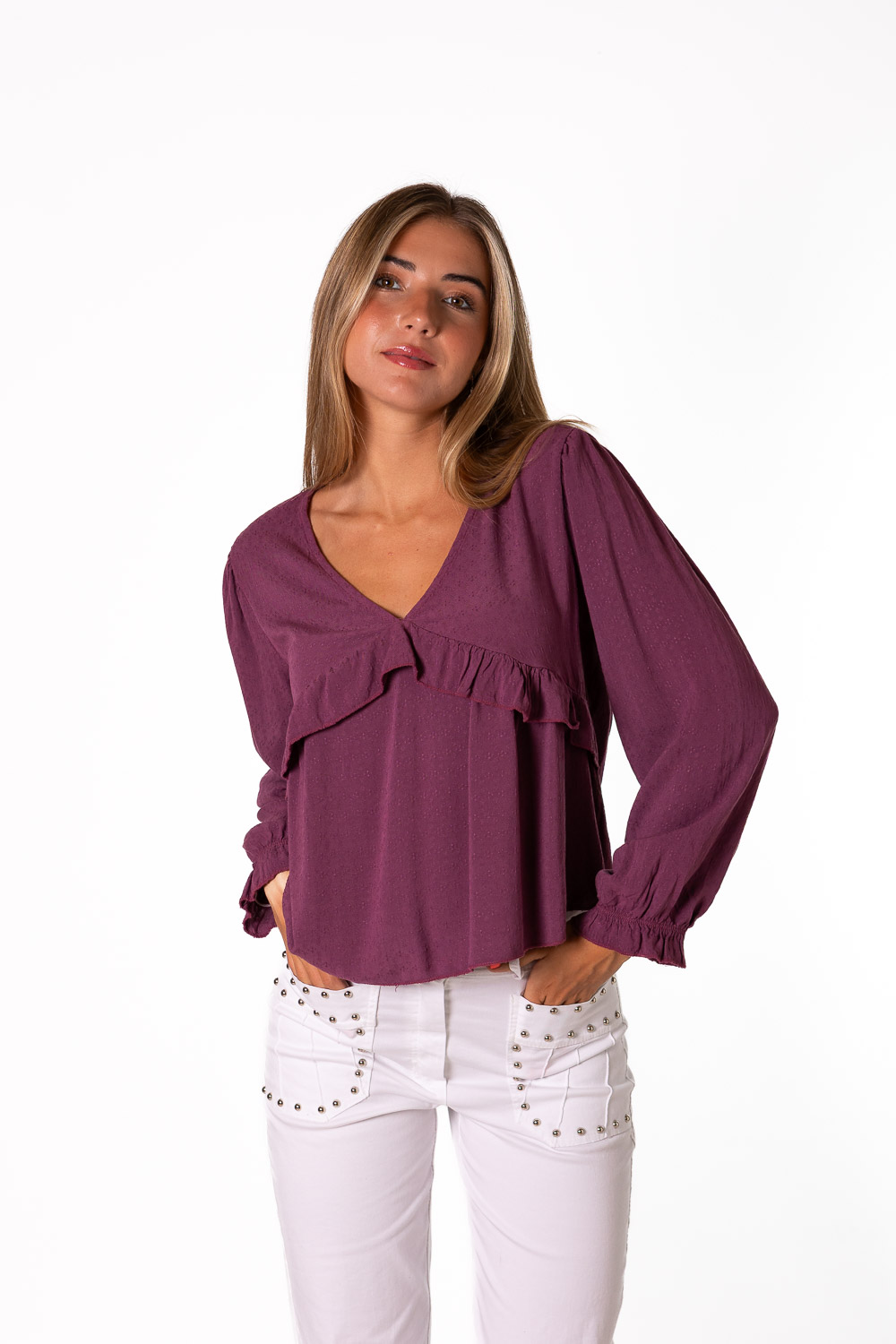Blusa Pico Volantes Uva