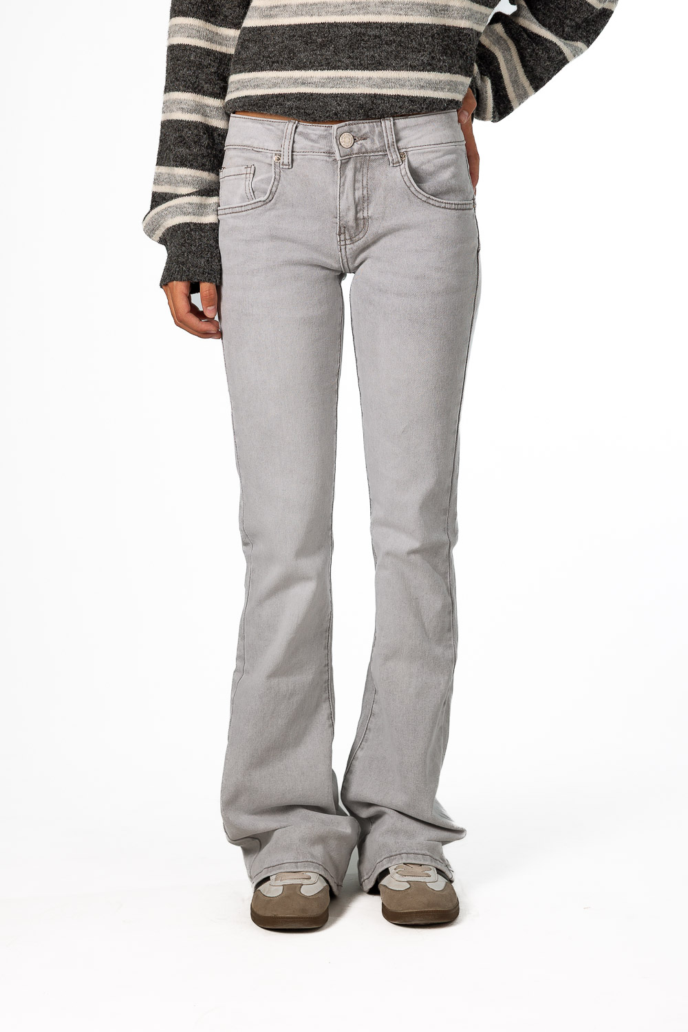 Pantalón Vaquero campana gris