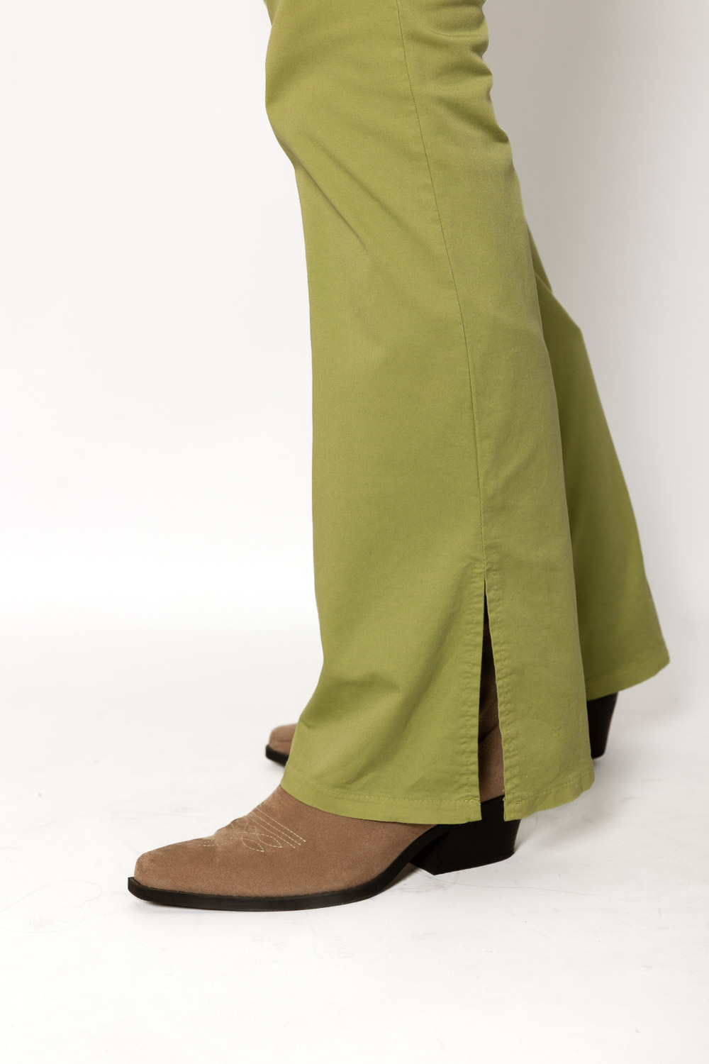 Pantalón Campana Abertura Verde 91 Ropa Casual Primavera Brookville