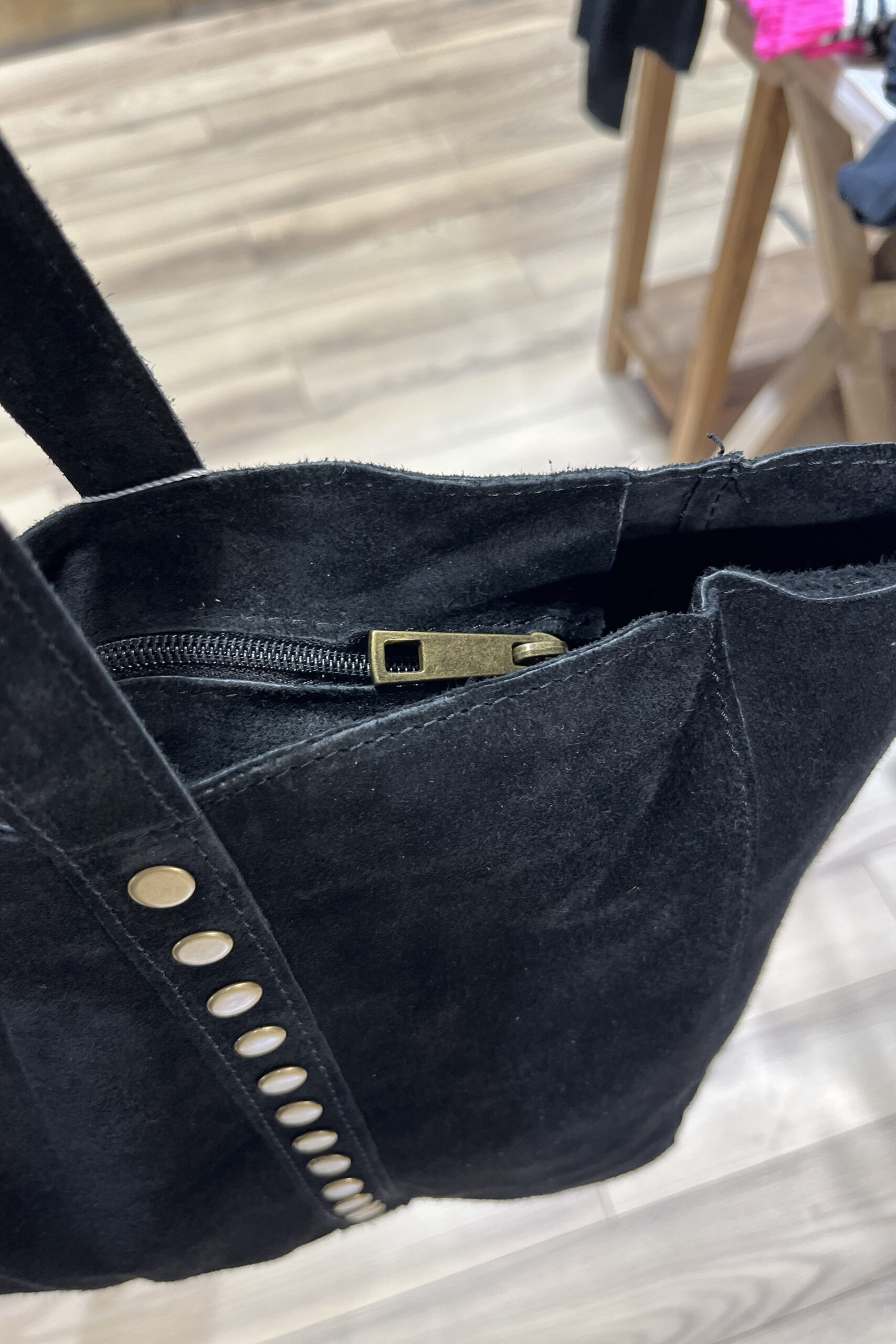Bolso Shopper Tachuelas Ante Negro Brookville