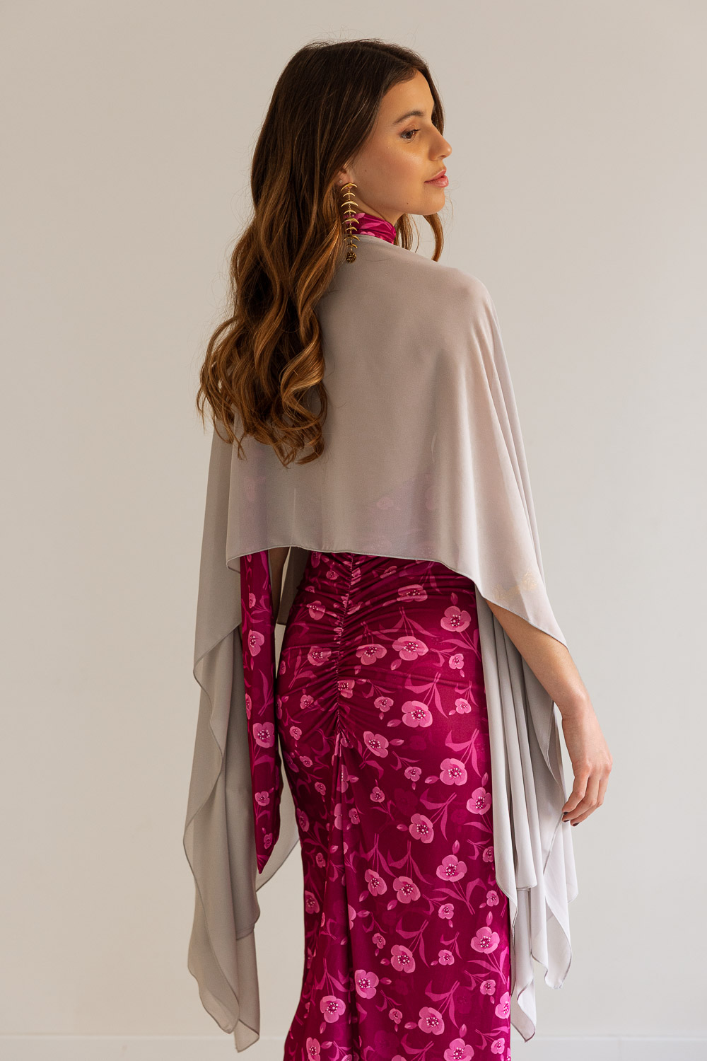 Capa de gasa para evento gris6