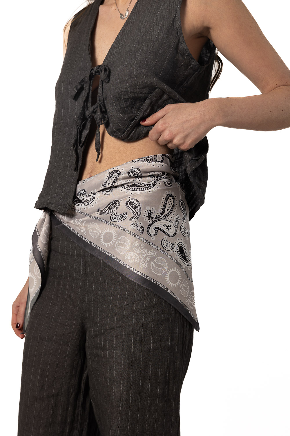 Pañuelo Paisley Gris Brookville