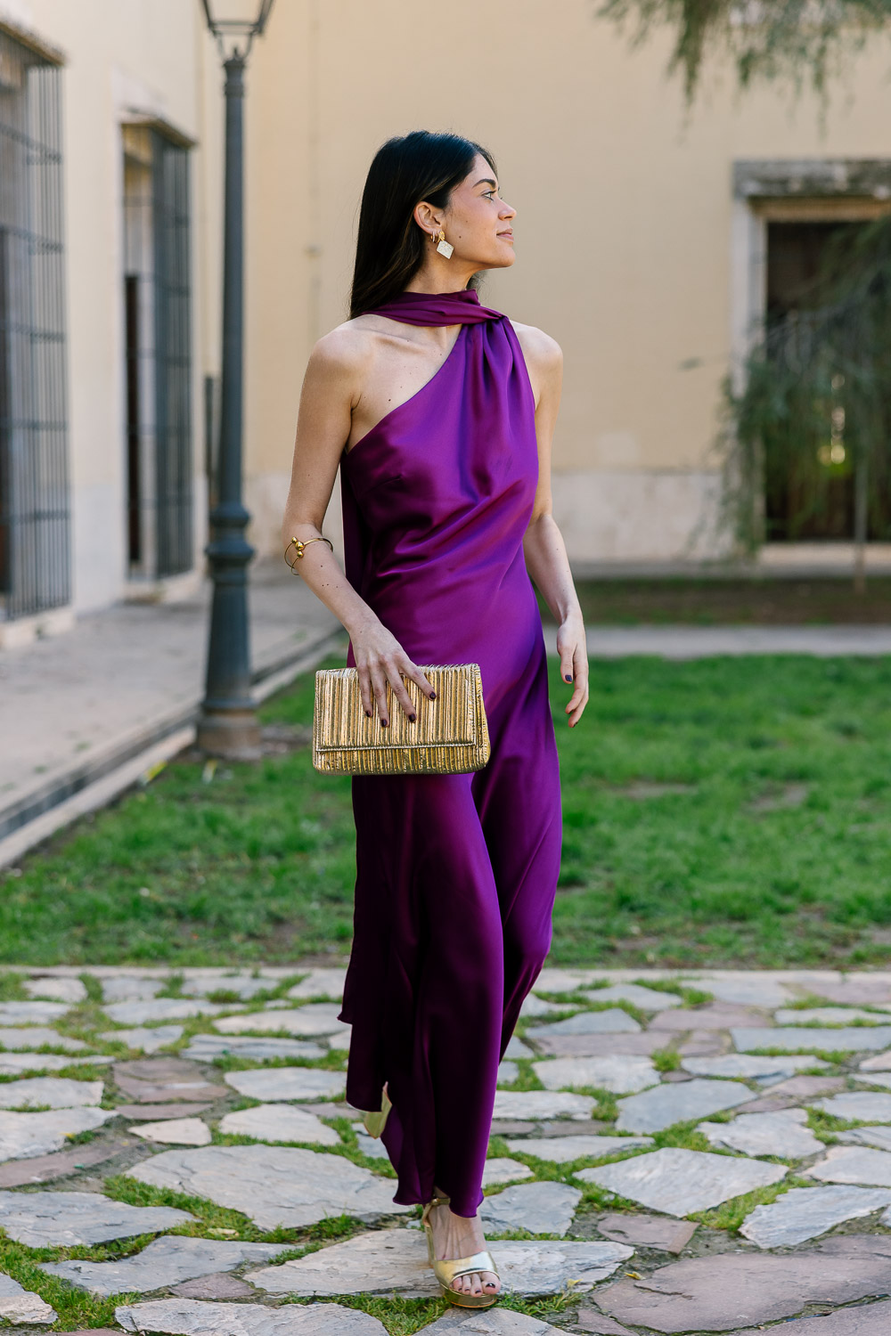 Vestido Long Awaited Ciruela Brookville