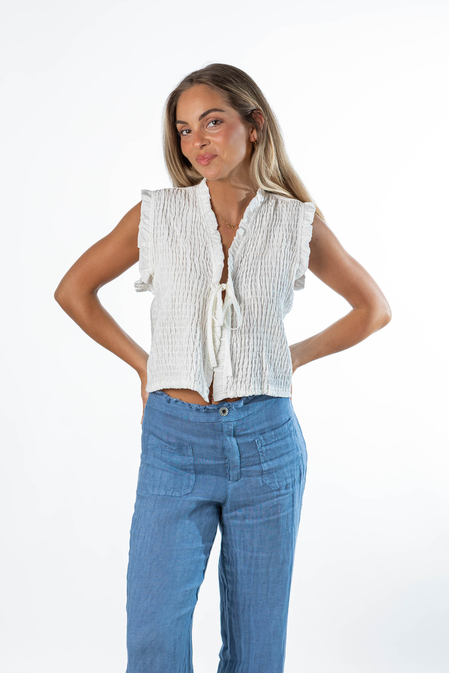 Blusa abierta nido abeja blanco