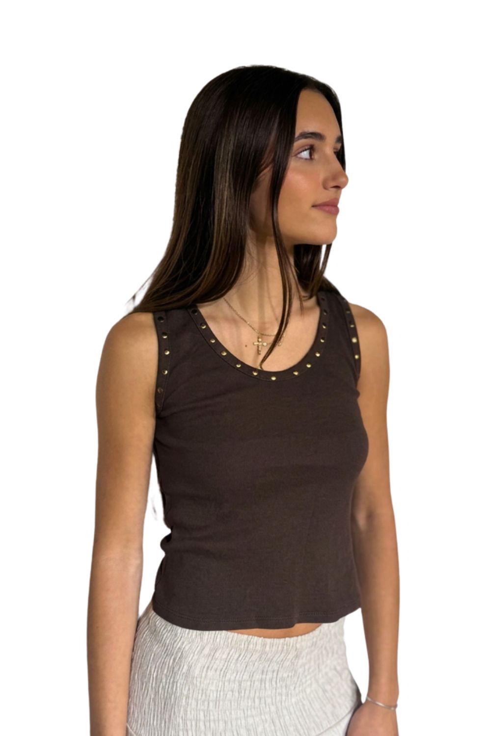 Top tirantes tachas marrón