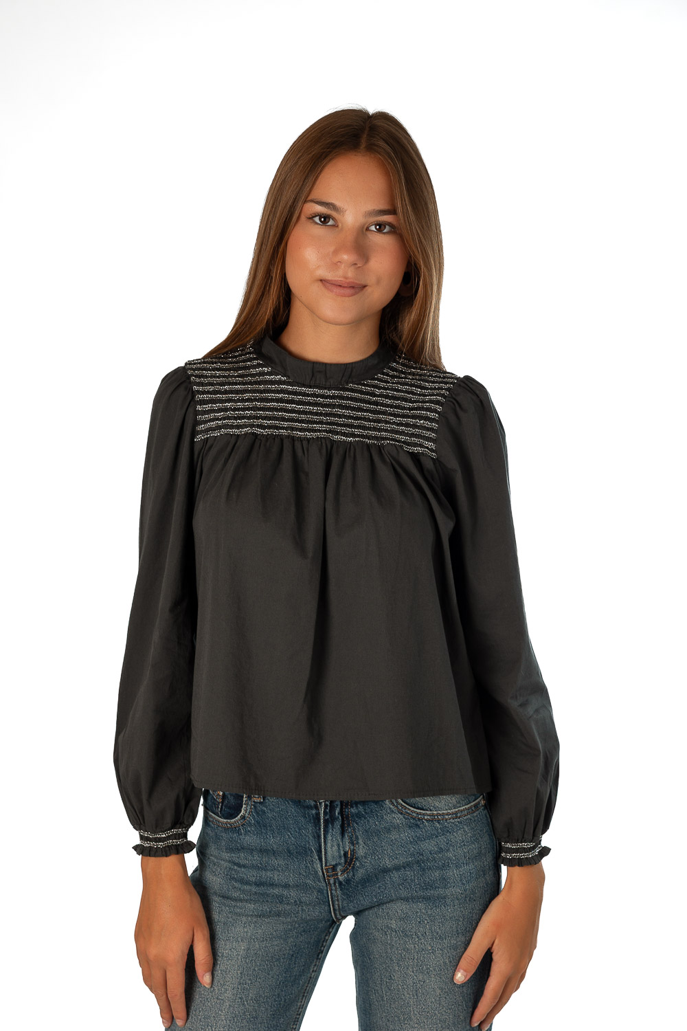 Blusa Bordada Gris