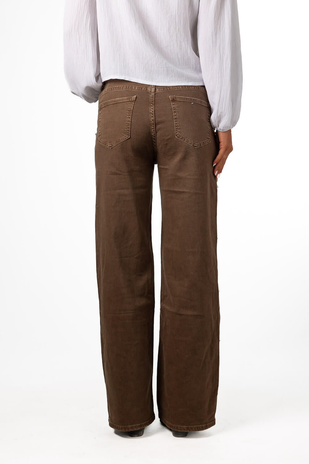 Pantalón Tachuelas Flor Marrón